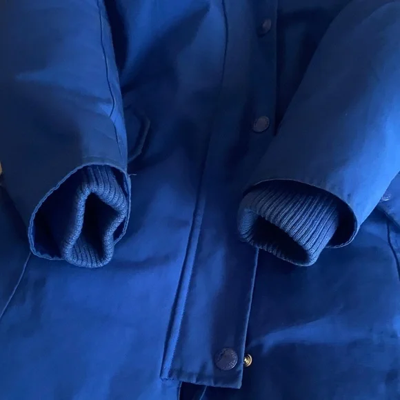 GAP Kids Blue Expedition Parka with Faux Fur Trim - Picture 11 of 14